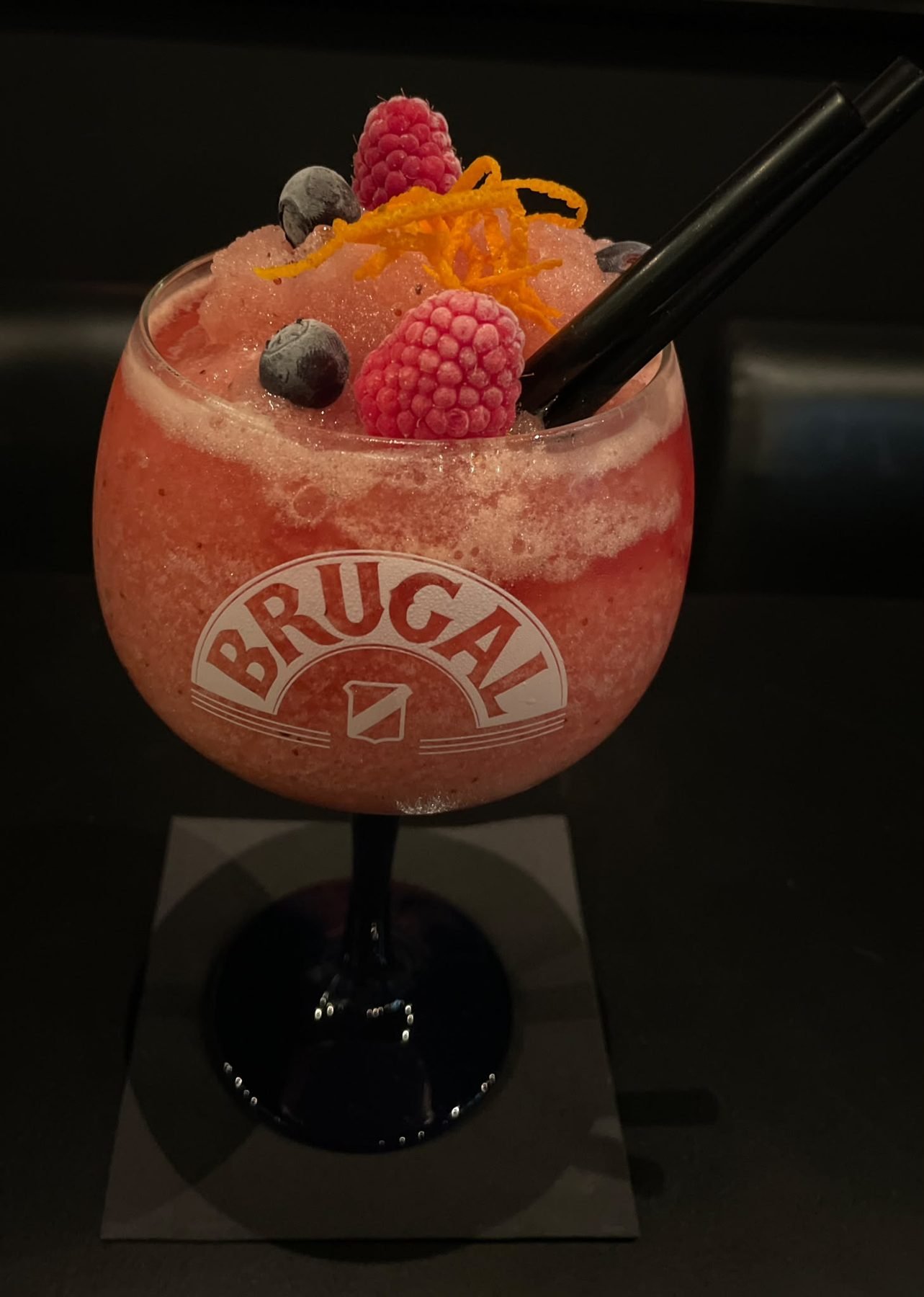 Frozen Drink mit Beeren